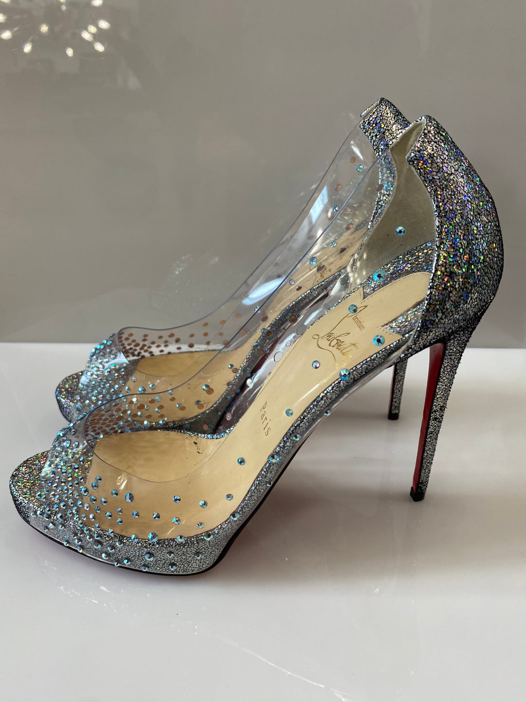 CHRISTIAN LOUBOUTIN DEGRASTRASS CINDERELLA PVC 100 PEEP TOE PUMPS