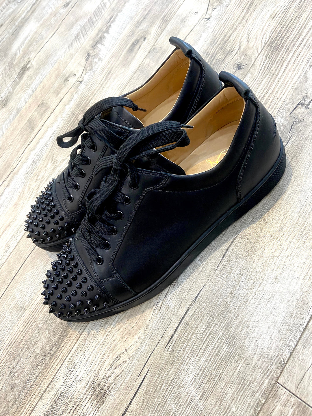 LOUBOUTIN LOUIS JUNIOR SPIKE CALFSKIN LEATHER SNEAKERS
