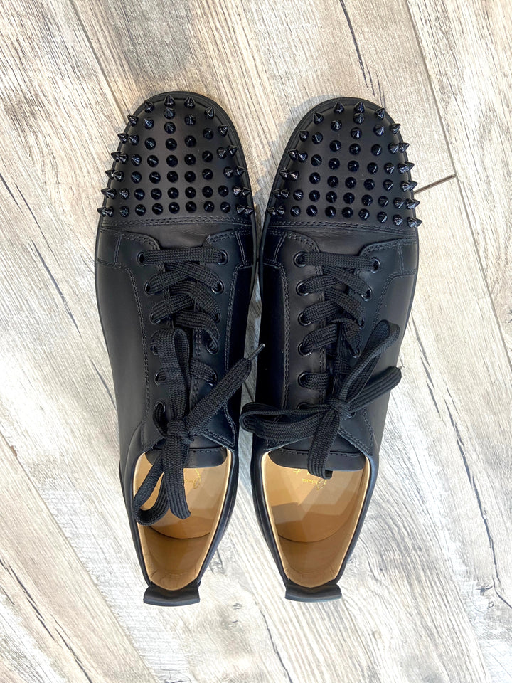 LOUBOUTIN LOUIS JUNIOR SPIKE CALFSKIN LEATHER SNEAKERS