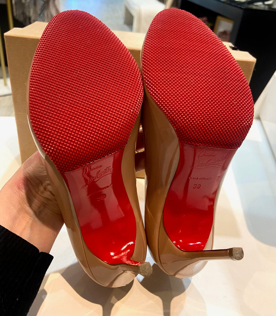 CHRISTIAN LOUBOUTIN PATENT LEATHER FIFI 100 PUMPS
