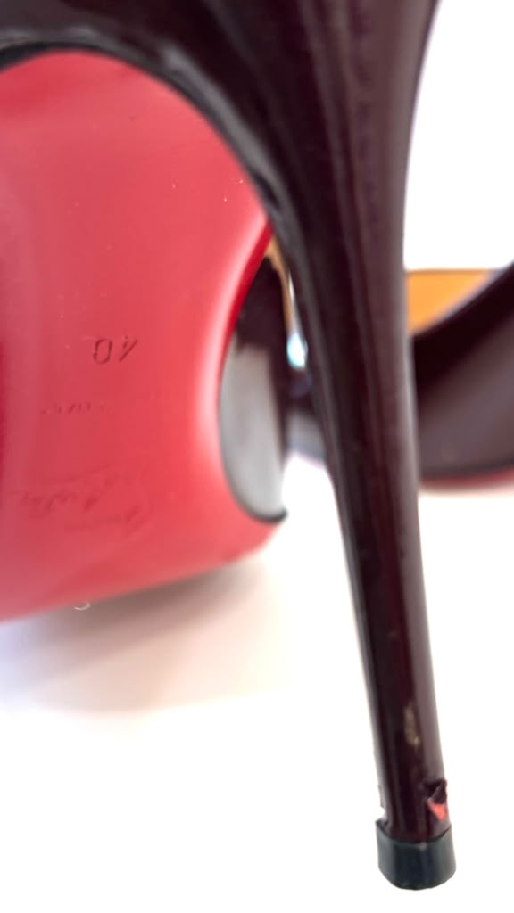 CHRISTIAN LOUBOUTIN PIGALLE 85 PATENT LEATHER PUMPS