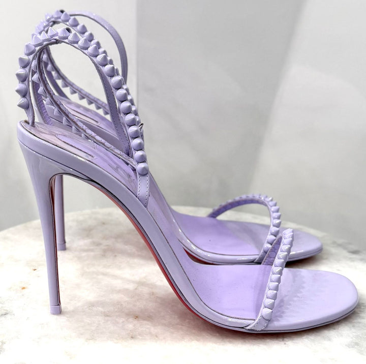 CHRISTIAN LOUBOUTIN SO ME 100 PATENT LEATHER SANDALS – LILAC SMOKE
