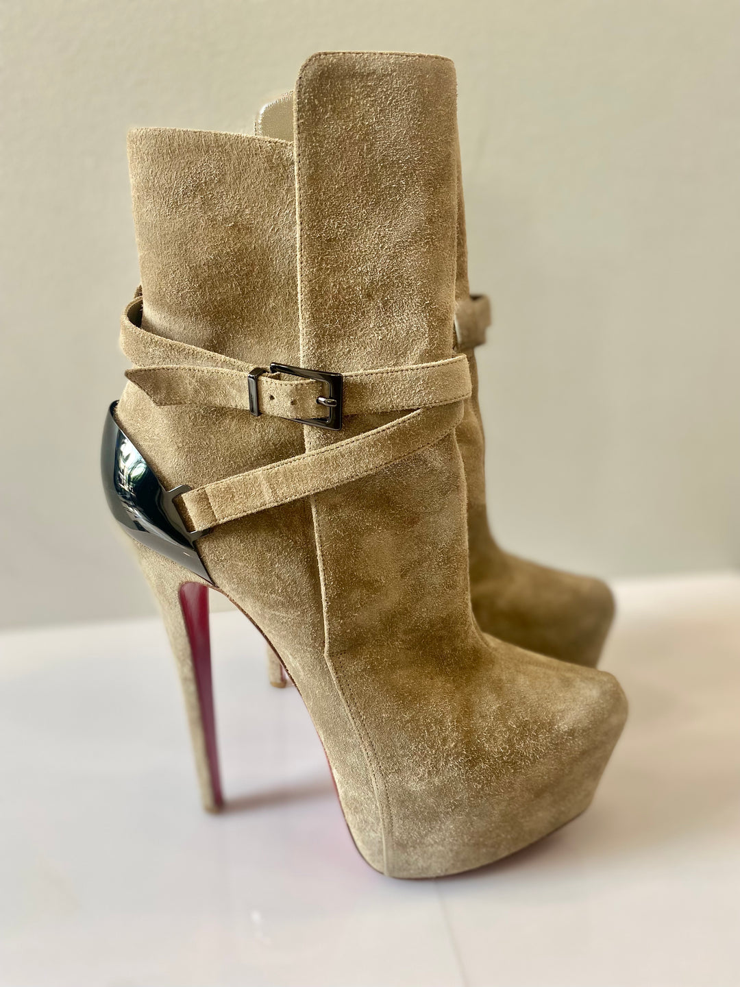 CHRISTIAN LOUBOUTIN EQUESTRIA 160 PLATFORM BOOTS
