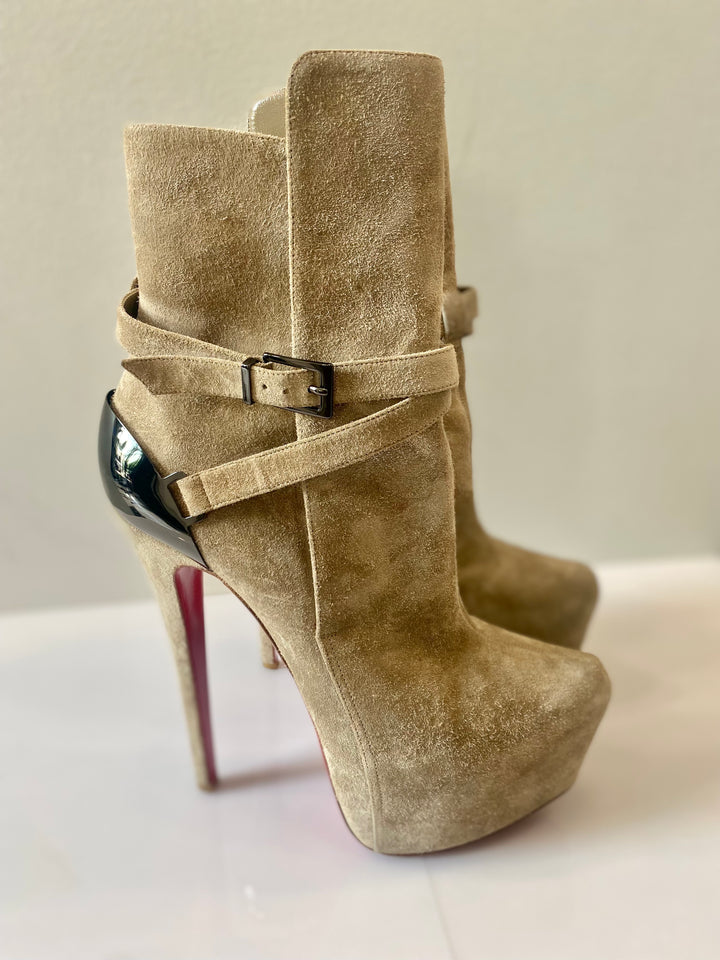 CHRISTIAN LOUBOUTIN EQUESTRIA 160 PLATFORM BOOTS
