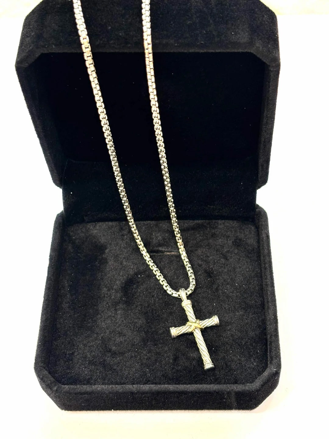 D.Y CABLE CROSS PENDANT STERLING SILVER &amp; 18K GOLD BOX CHAIN NECKLACE