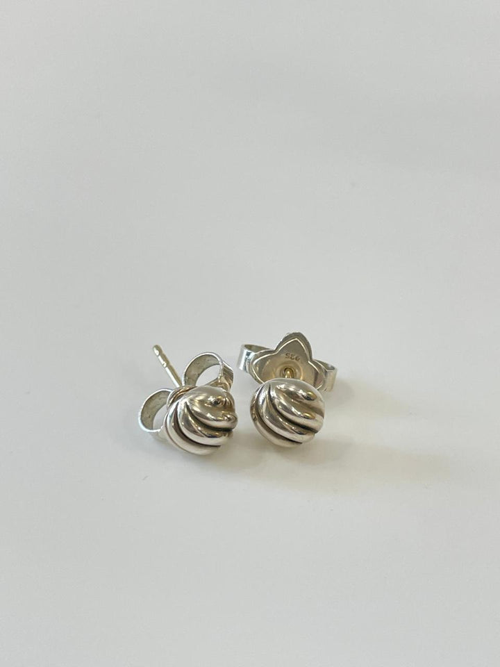 DAVID YURMAN SCULPTED CABLE STUD EARRINGS