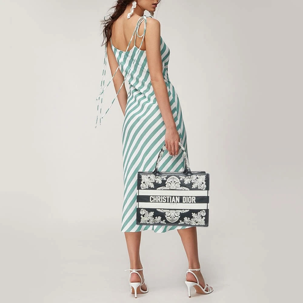 CHRISTIAN DIOR EMBROIDERED LARGE BOOK TOTE BAG