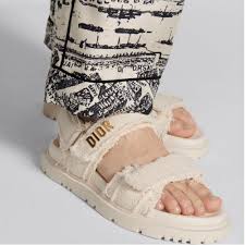 DIOR RAW EDGE TRIM SIGNATURE LOGO DIORACT SANDALS