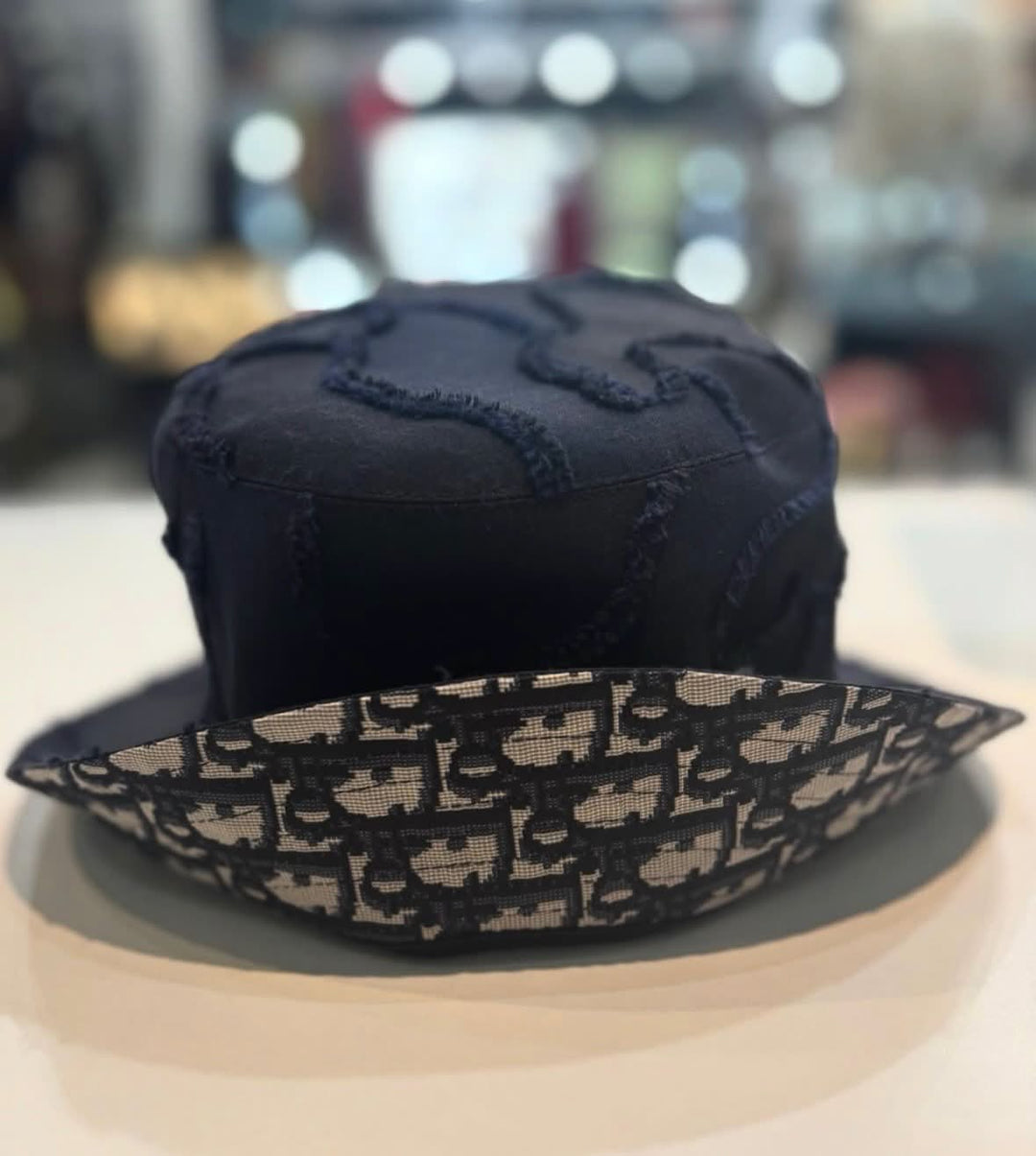 DIOR TROTTER PATTERN OBLIQUE LOGO BUCKET HAT