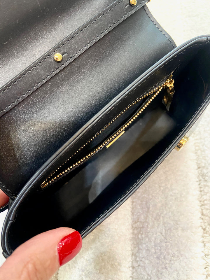 DOLCE &amp; GABBANA DG LOGO BLACK PATENT LEATHER BAG