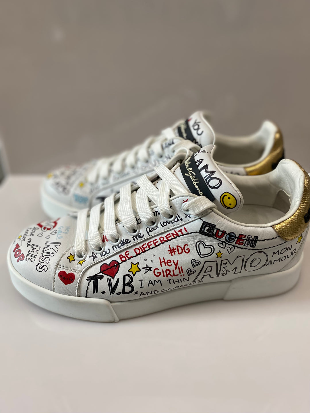 DOLCE &amp; GABBANA PORTOFINO GRAFFITI PRINT LEATHER LOW-TOP SNEAKERS