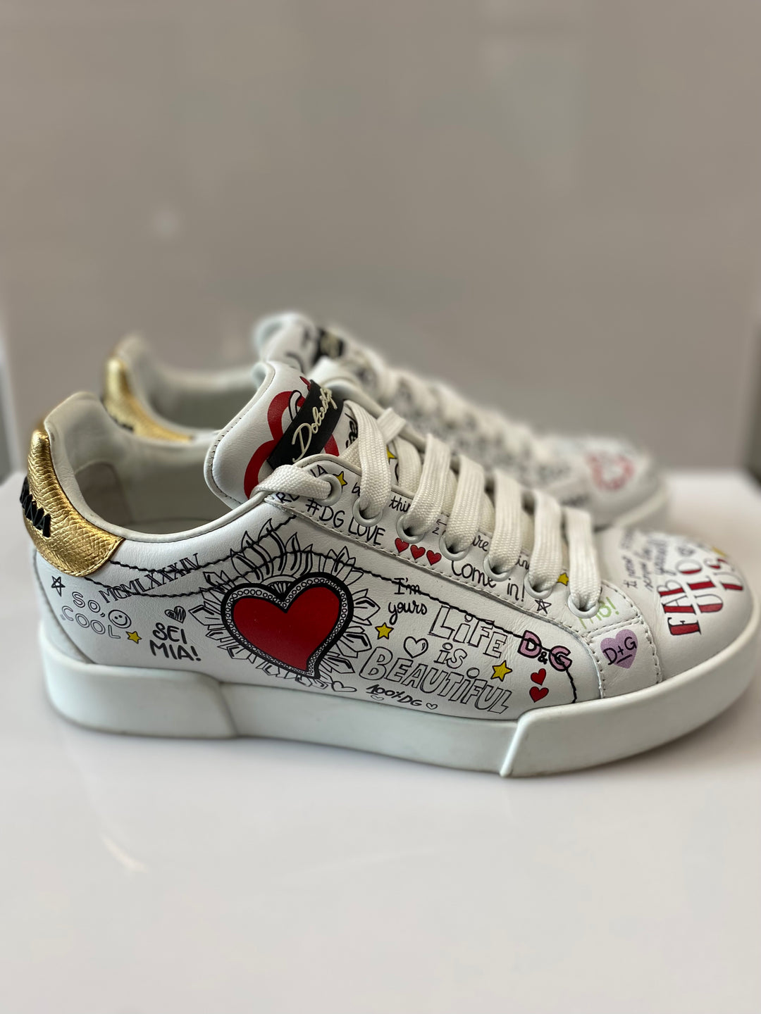 DOLCE &amp; GABBANA PORTOFINO GRAFFITI PRINT LEATHER LOW-TOP SNEAKERS