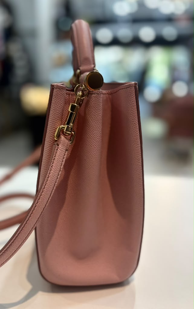 D &amp; G DAUPHINE SICILY MEDIUM SHOPPER CALFSKIN LEATHER TOTE BAG