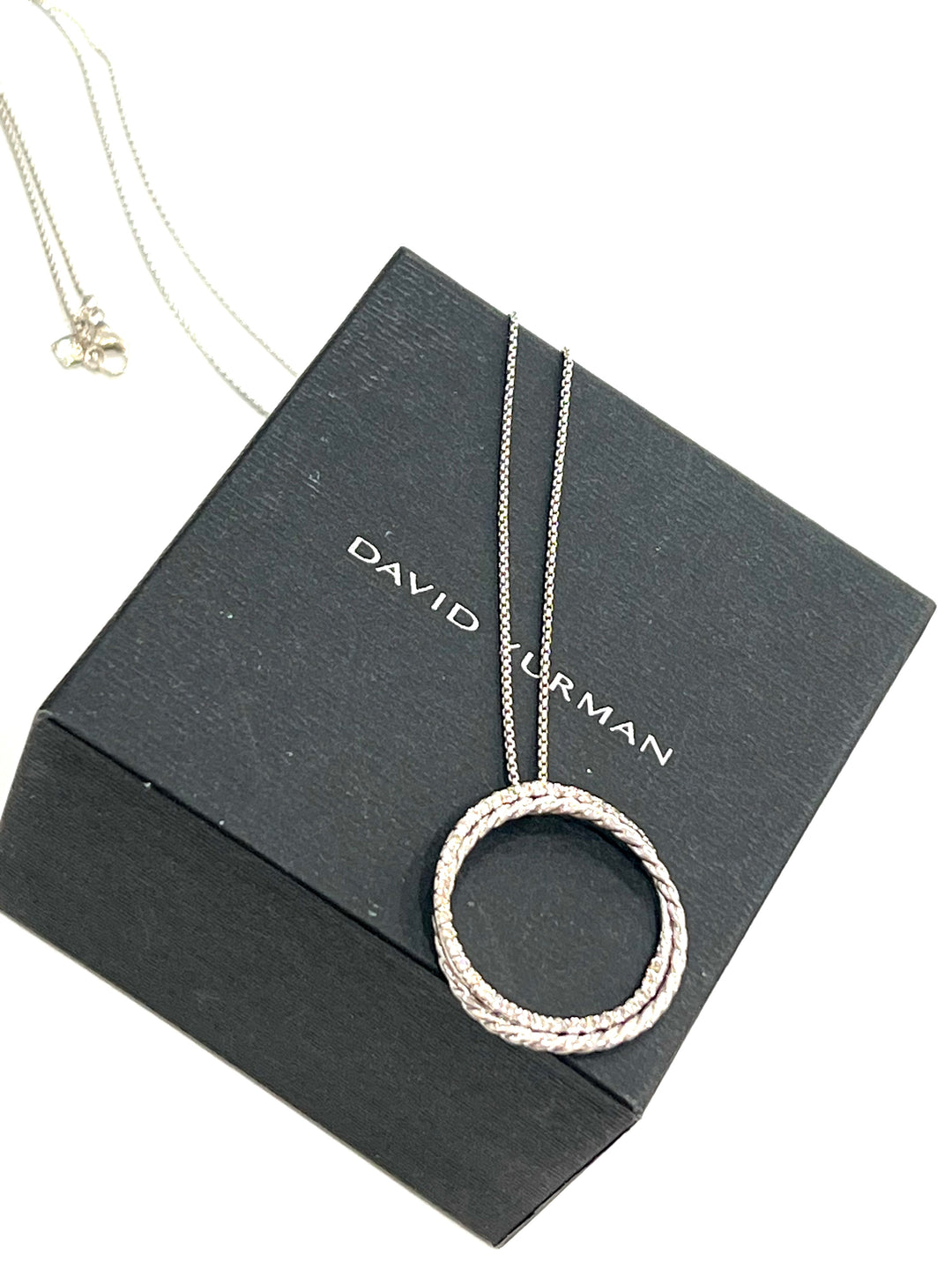 DY STERLING SILVER 14K WHITE GOLD DIAMOND CROSSOVER CIRCLE PENDANT NECKLACE