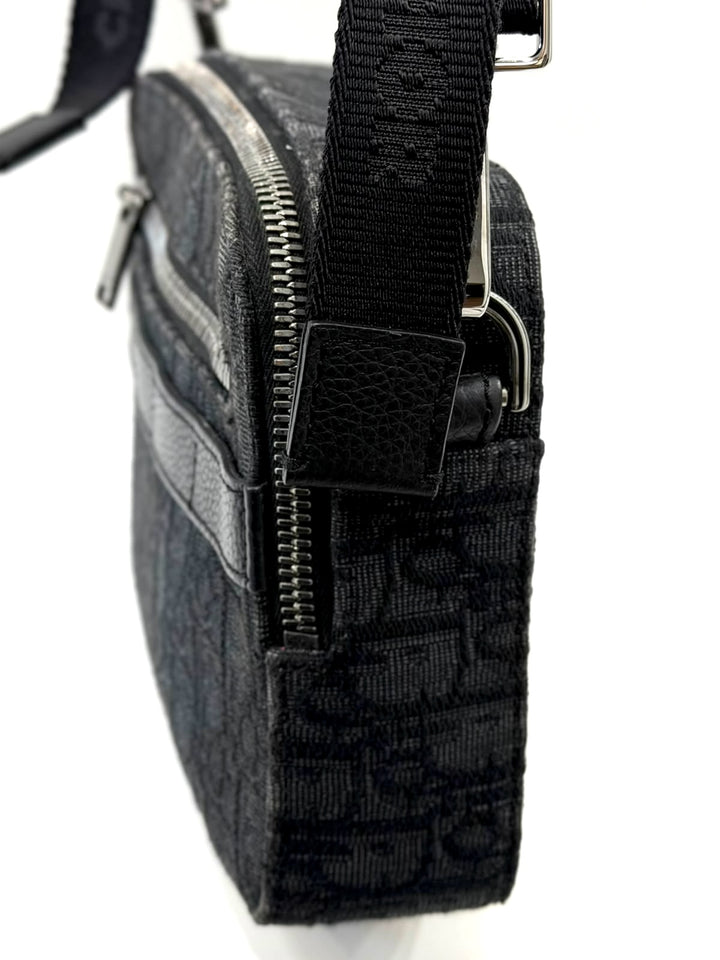 DIOR HOMME OBLIQUE SAFARI MESSENGER BAG