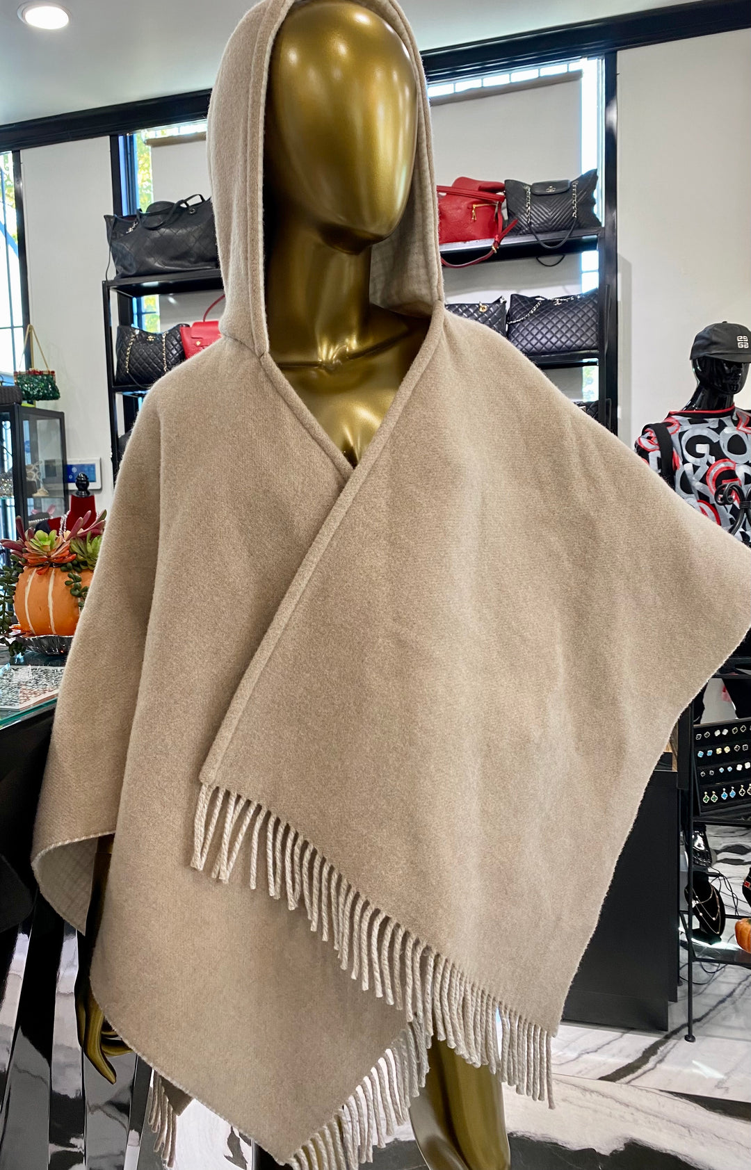 FENDI ROMA BEIGE WOOL &amp; CASHMERE PONCHO