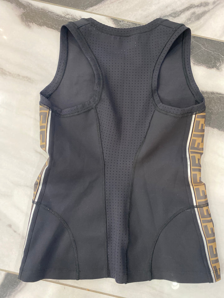 FENDI ロゴパターン タンクトップ 44 FENDI FF SPORT LOGO TANK TOP – Caroline's Fashion Luxuries