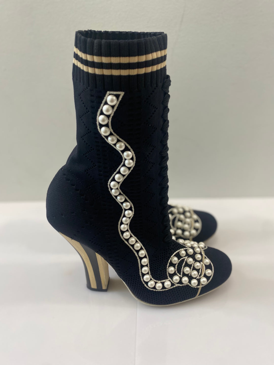 FENDI-Stretch-Fabric-Pearl-