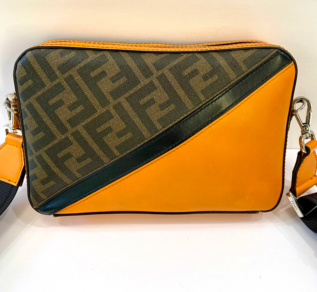 FENDI VITELLO LIBERTY CENTURY FF 1974 LOGO CAMERA BAG – Caroline's