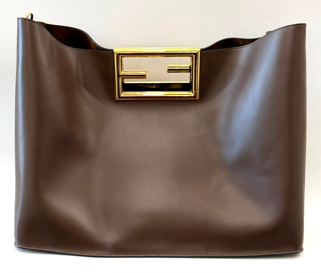 FENDI VITELLO KING LARGE WAY TOTE BAG