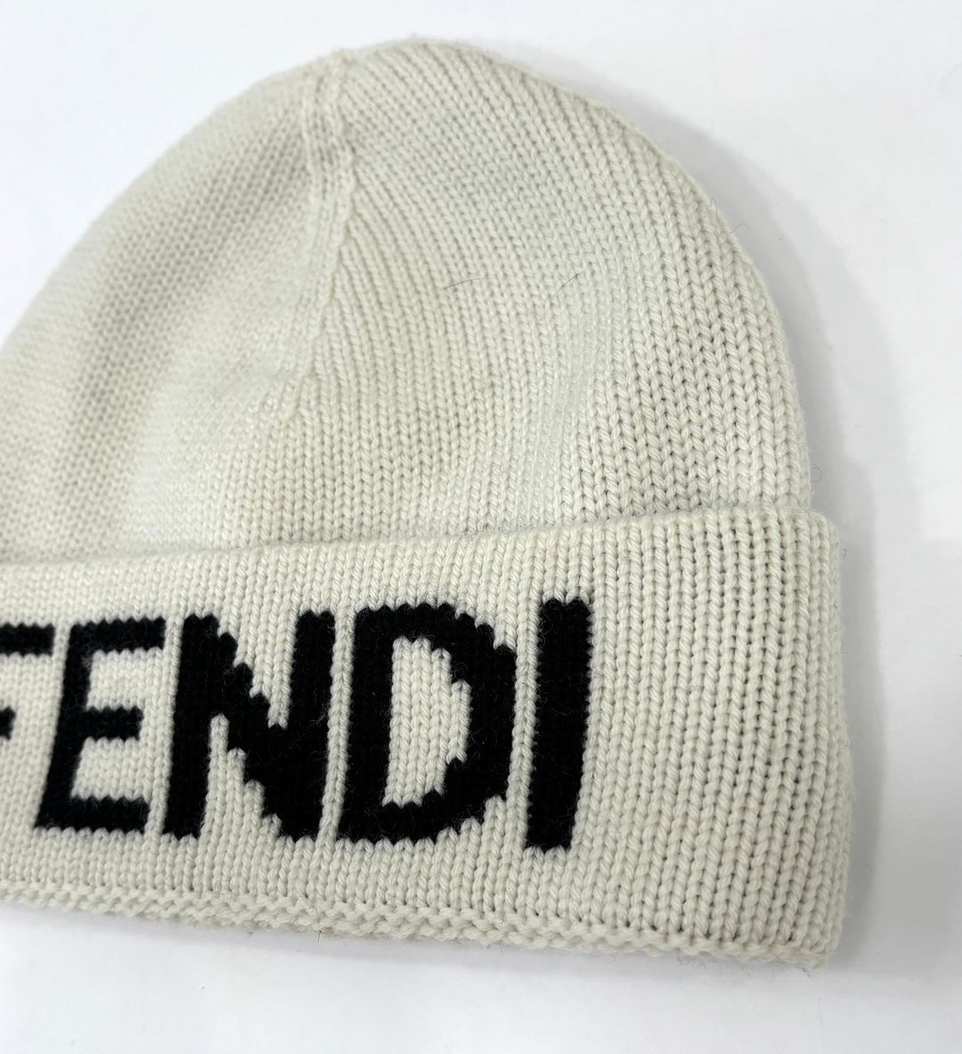 FENDI WHITE BEANIE HAT