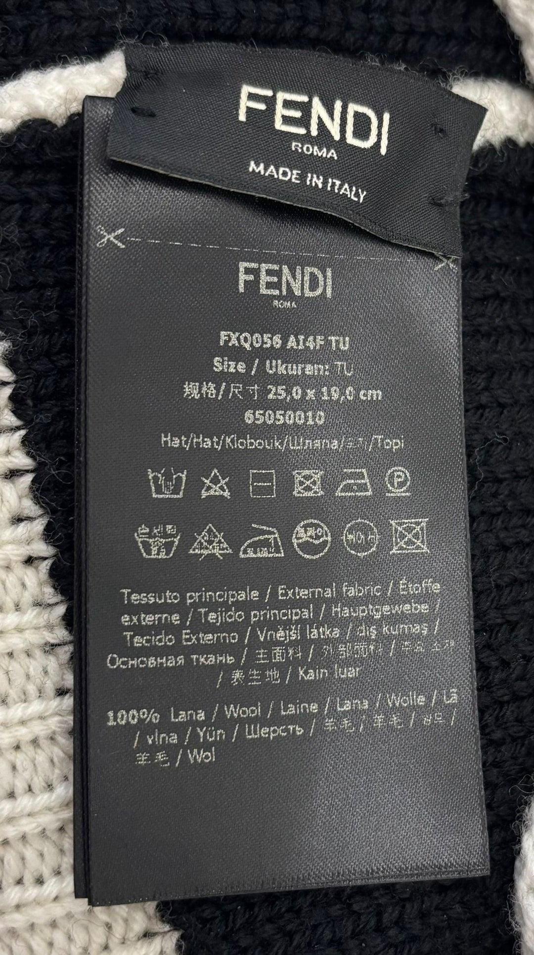 FENDI WHITE BEANIE HAT