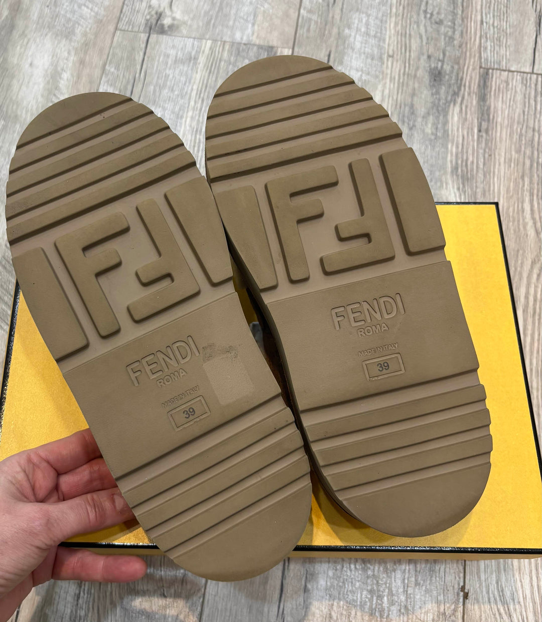 FENDI WOMEN&