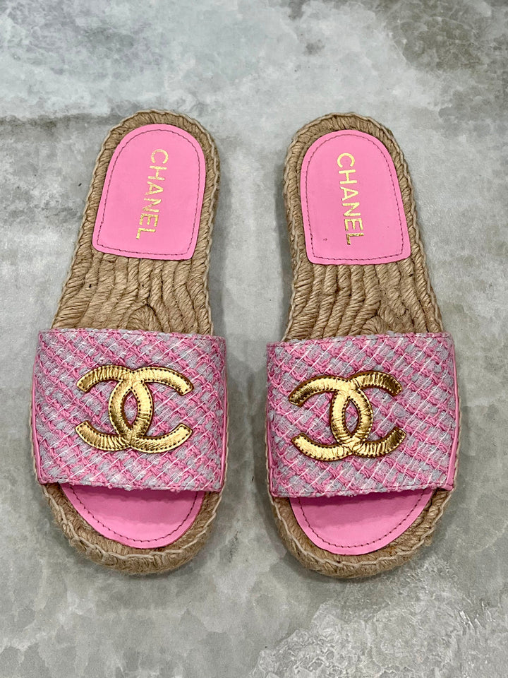 CHANEL INTERLOCKING CC LOGO TWEED ESPADRILLE MULES
