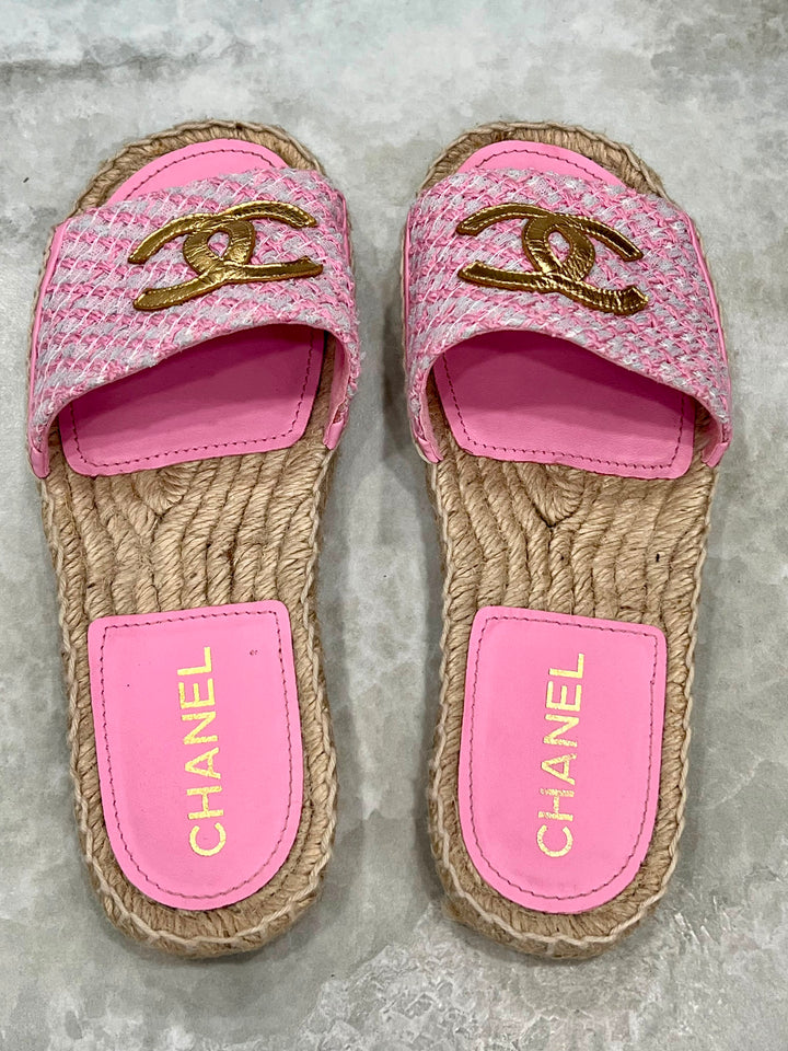 CHANEL INTERLOCKING CC LOGO TWEED ESPADRILLE MULES