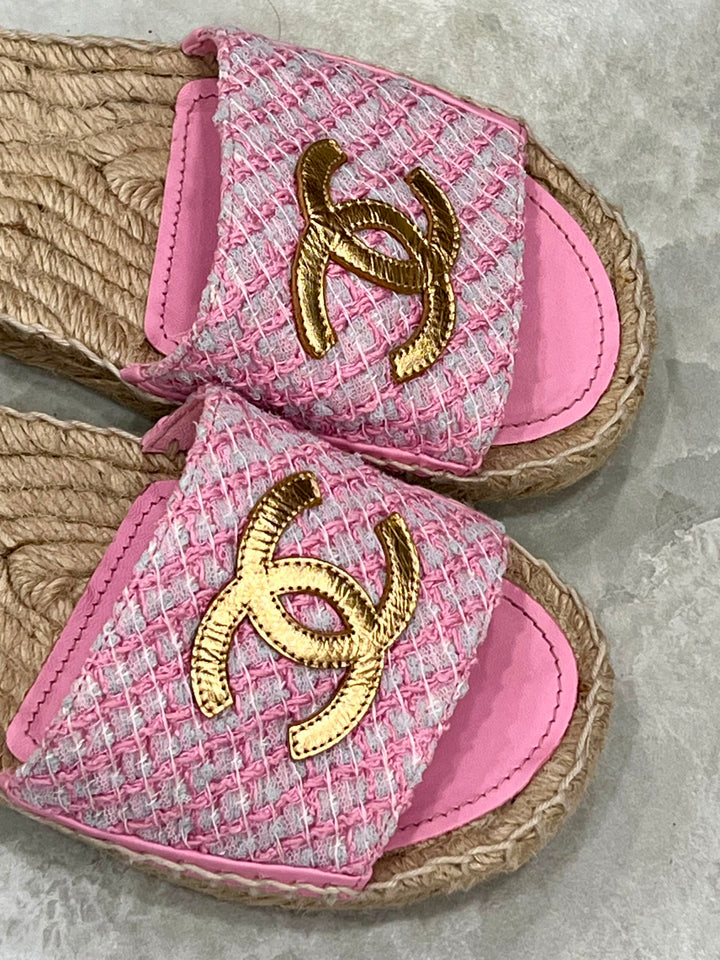 CHANEL INTERLOCKING CC LOGO TWEED ESPADRILLE MULES