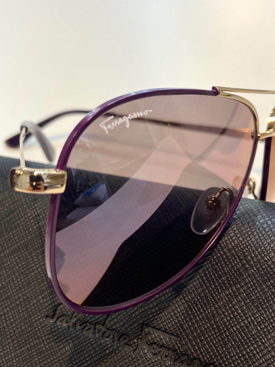 FERRAGAMO SUNGLASSES