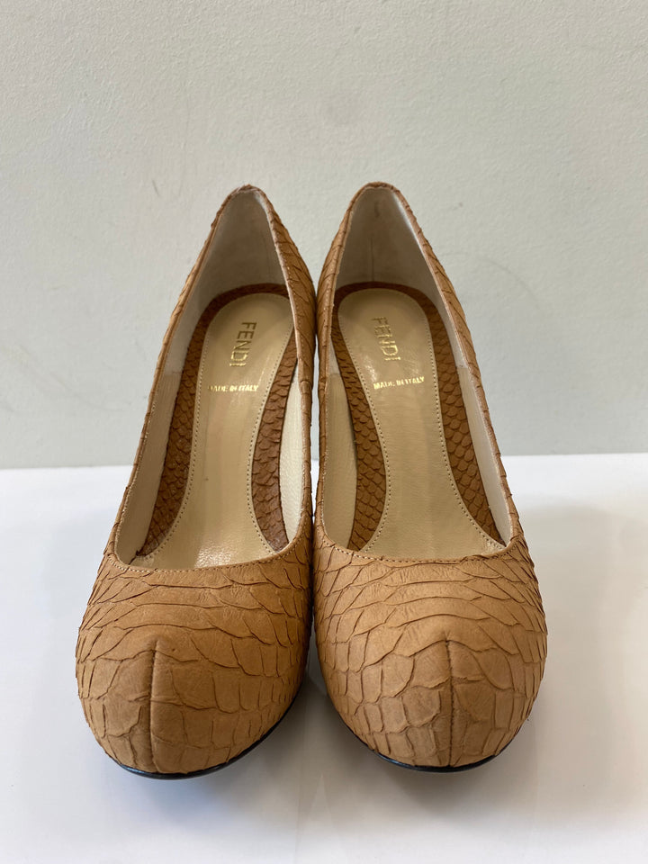 FENDI パンプス パイソン ブラック ブラウン プラットフォーム パイソン FENDI PYTHON EMBOSSED LEATHER FF LOGO HEEL PLATFORM PUMPS