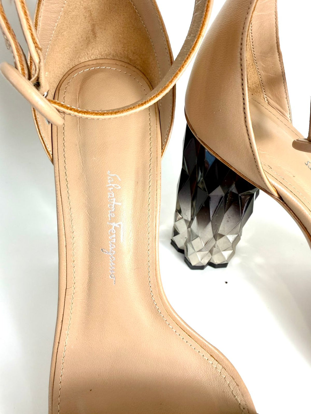 FERRAGAMO AZALEA X5 SANDALS