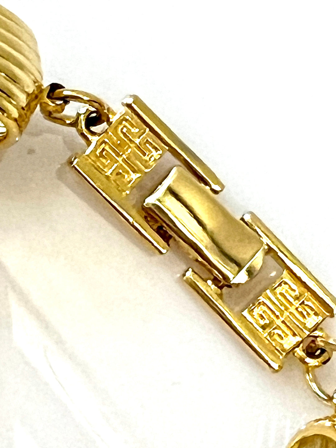 GIVENCHY GOLD PLATED LOGO CHUNKY CHAIN LINK BRACELET