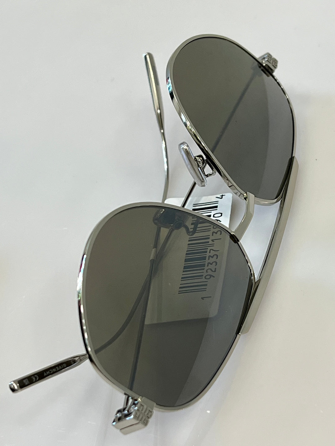 GIVENCHY GRADIENT AVIATOR SUNGLASSES