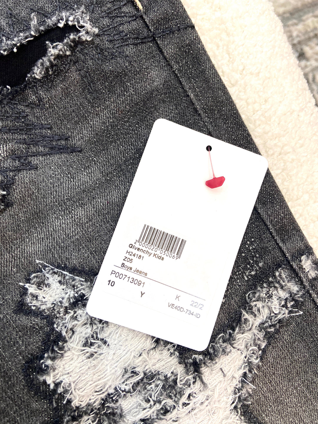 GIVENCHY KIDS DISTRESSED SLIM CUT JEANS