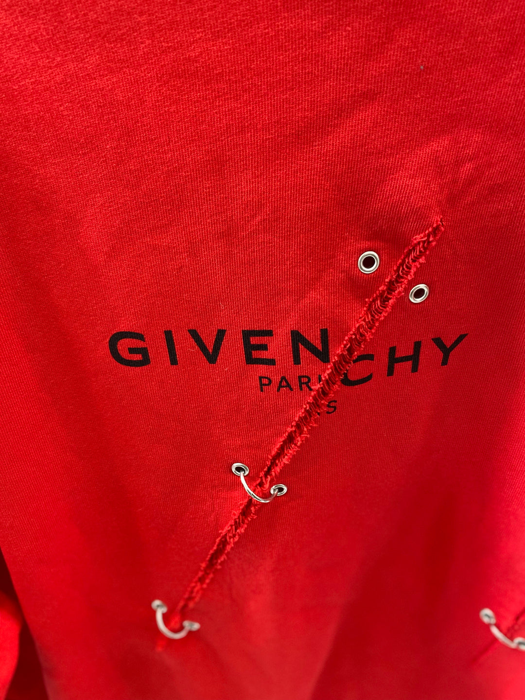 GIVENCHY LOGO TROMPE L&