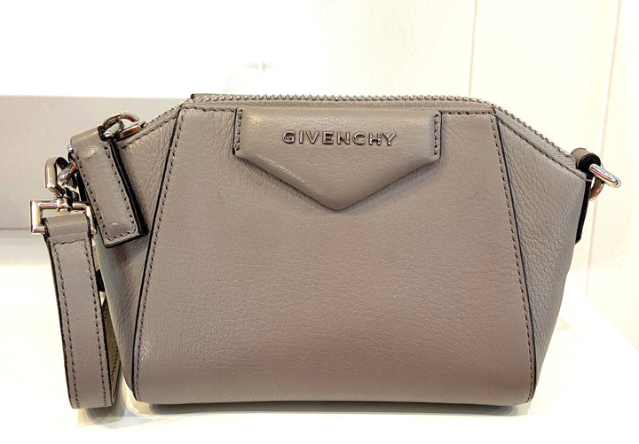GIVENCHY NANO MINI ANTIGONA LEATHER BAG