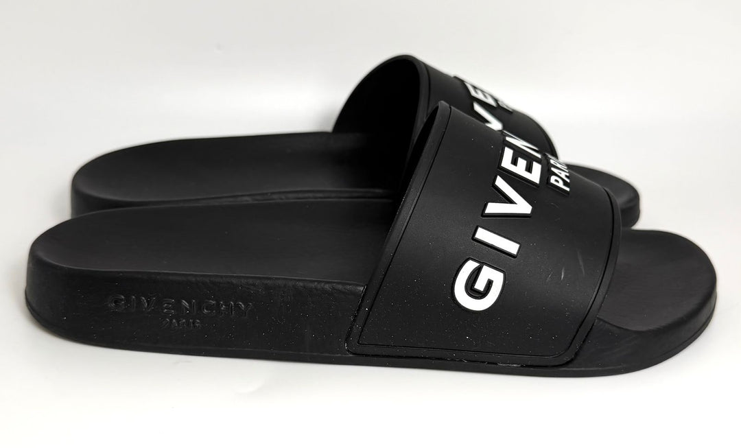 GIVENCHY LOGO EMBOSSED POOL SLIDES