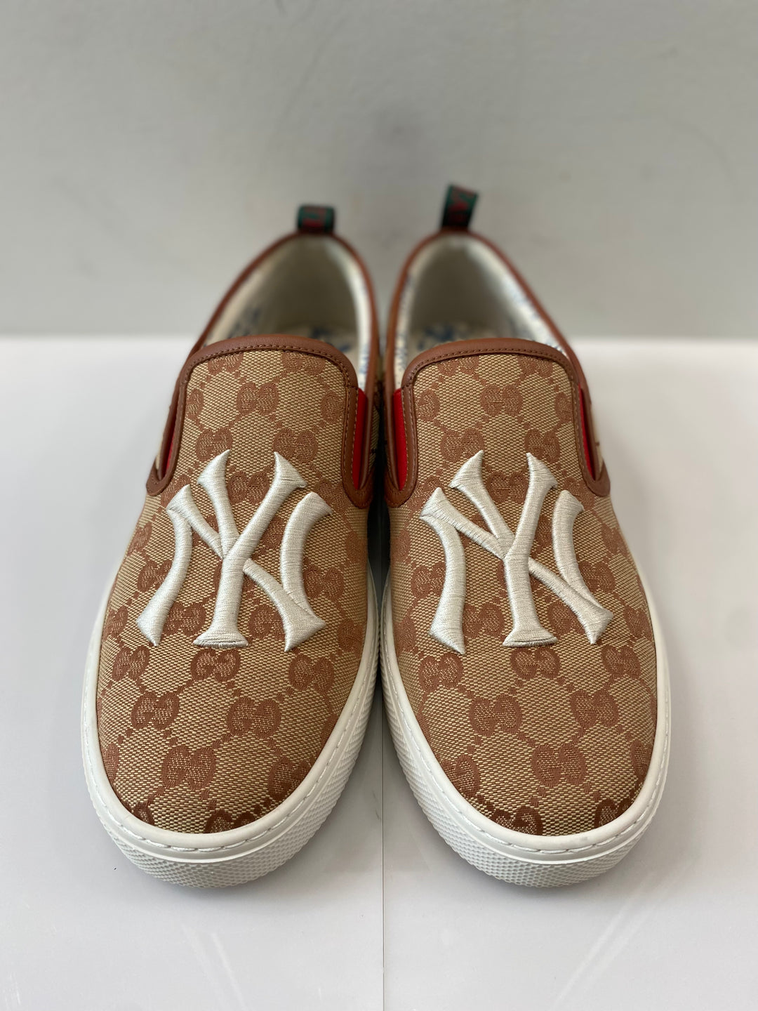 GUCCI BROWN GUCCI X NY YANKEES SNEAKERS