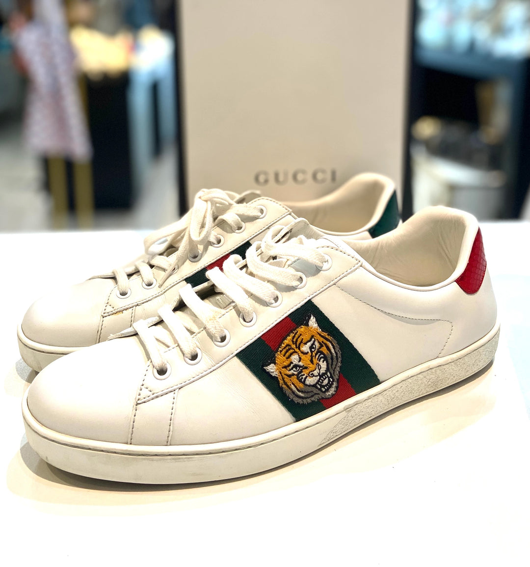 GUCCI CALFSKIN LEATHER ACE TIGER EMBROIDERED MEN&