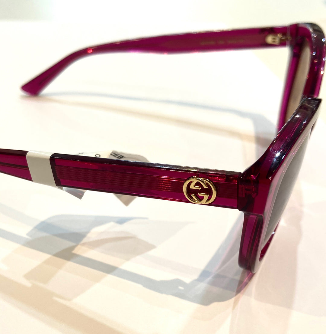 GUCCI CAT-EYE SUNGLASSES