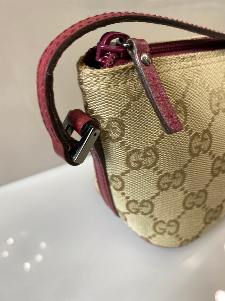 GUCCI GG CANVAS BOAT POCHETTE BAG