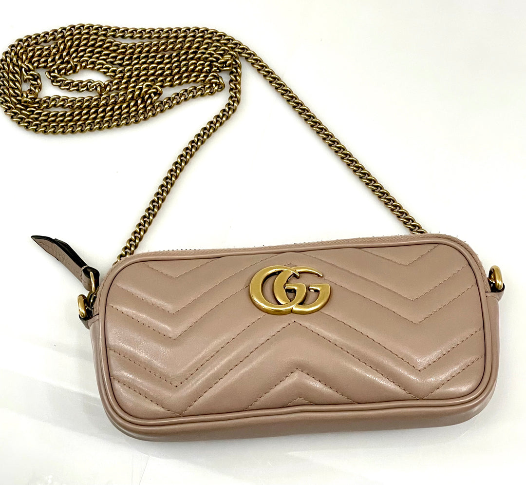 GUCCI GG MARMONT MATELASSE MINI CHAIN CROSSBODY BAG