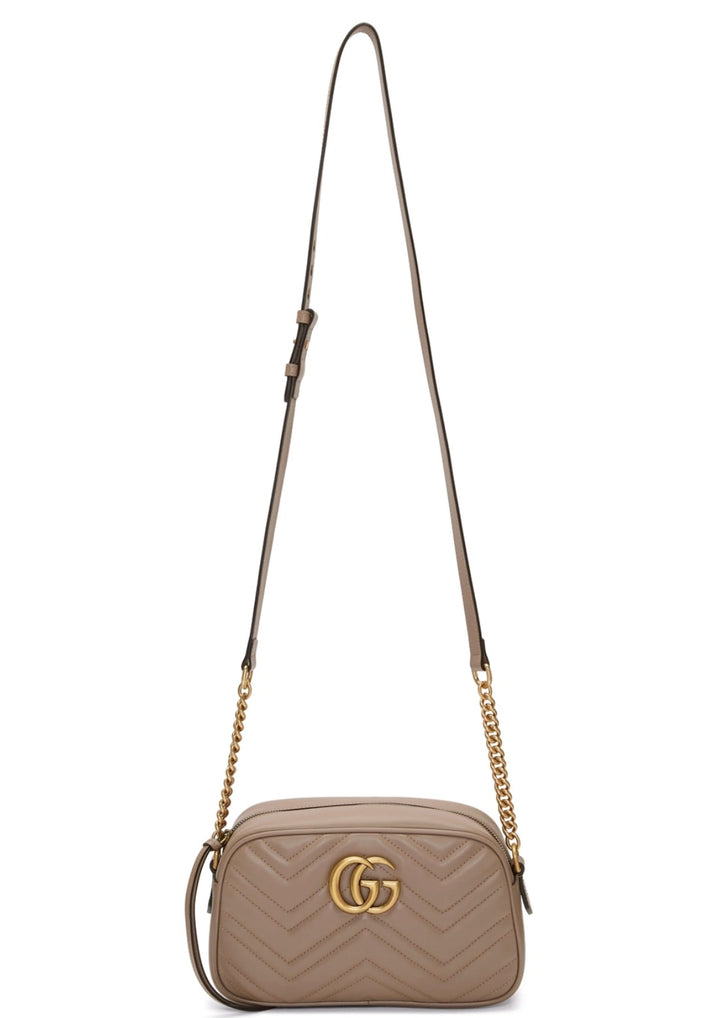 GUCCI GG MARMONT MATELASSÉ CALFSKIN SMALL CAMERA BAG