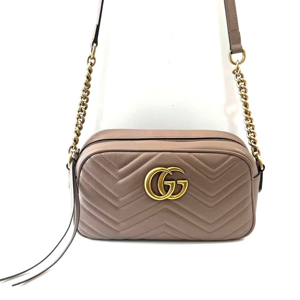 GUCCI GG MARMONT MATELASSÉ CALFSKIN SMALL CAMERA BAG