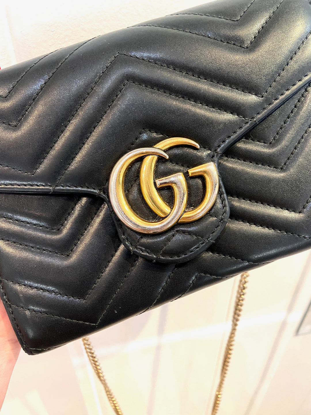 GUCCI GG MARMONT MATELASSE CALFSKIN MINI CHAIN BAG