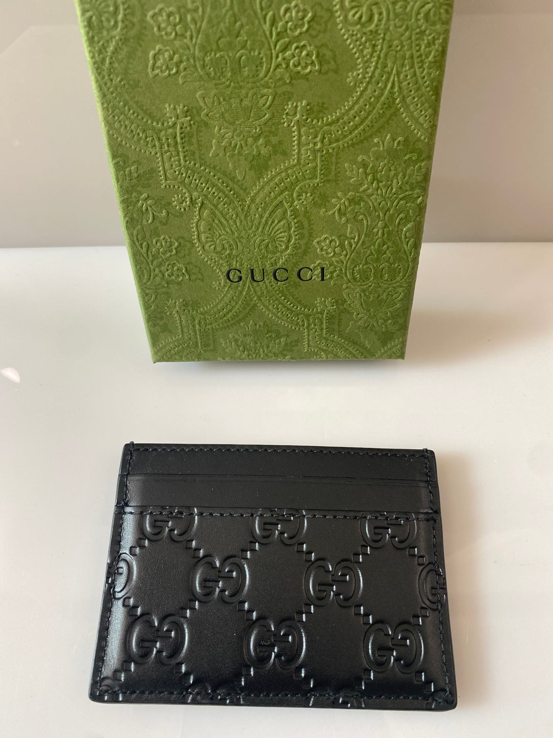 GUCCI GG SIGNATURE CARD CASE