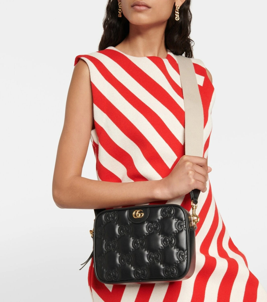 GUCCI GG MATELASSÉ CALFSKIN LEATHER SMALL CAMERA CROSSBODY BAG