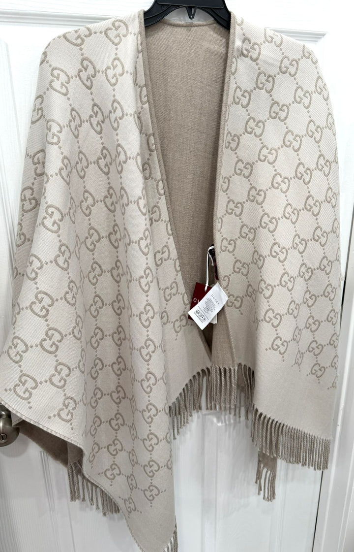 GUCCI GG MONOGRAM WOOL JACQUARD FRINGED CAPE